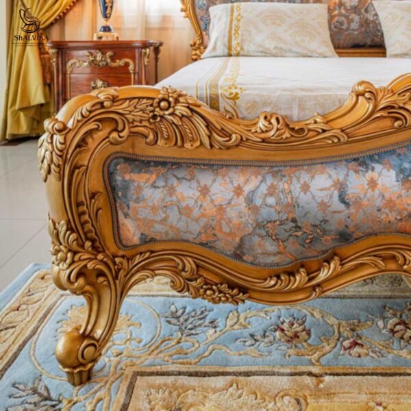 Royal Bed. Luxury Furniture