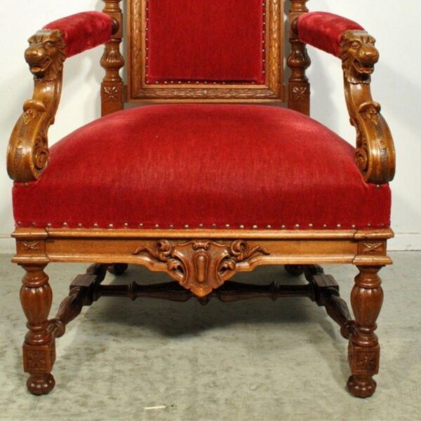 Guru ji chair. Luxury Furniture