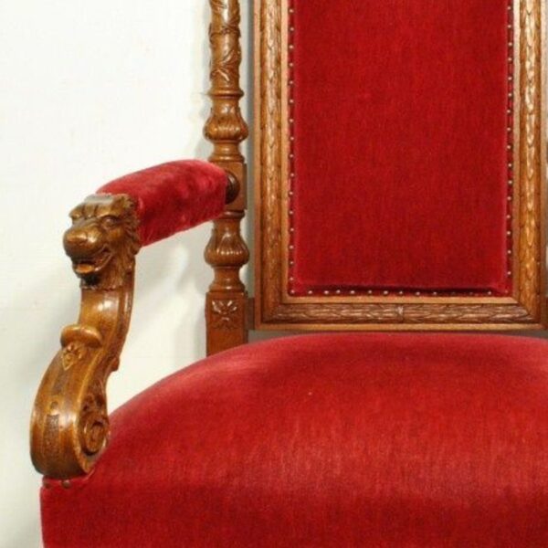 Guru ji chair. Luxury Furniture
